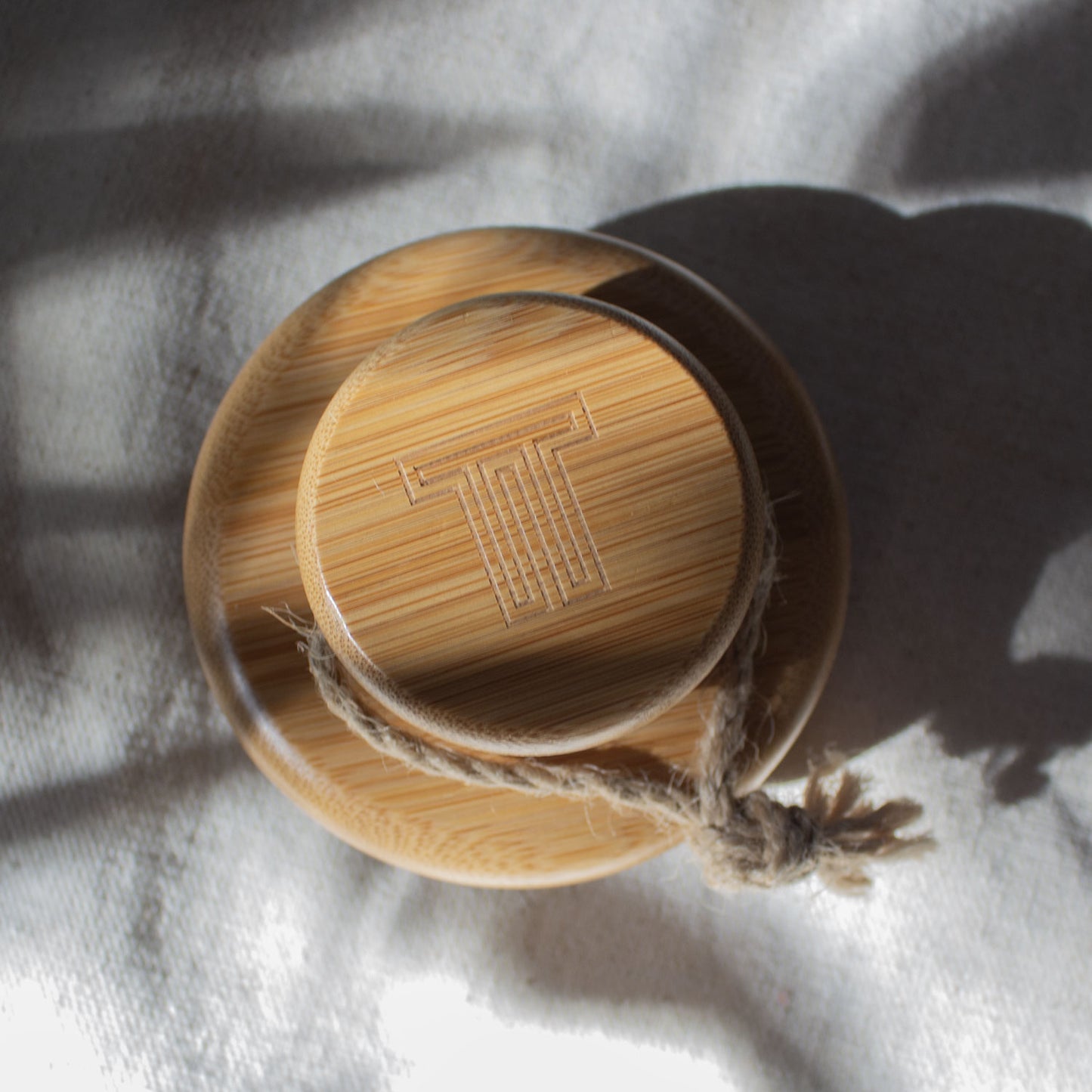 Round Bamboo Sisal Dry Brush