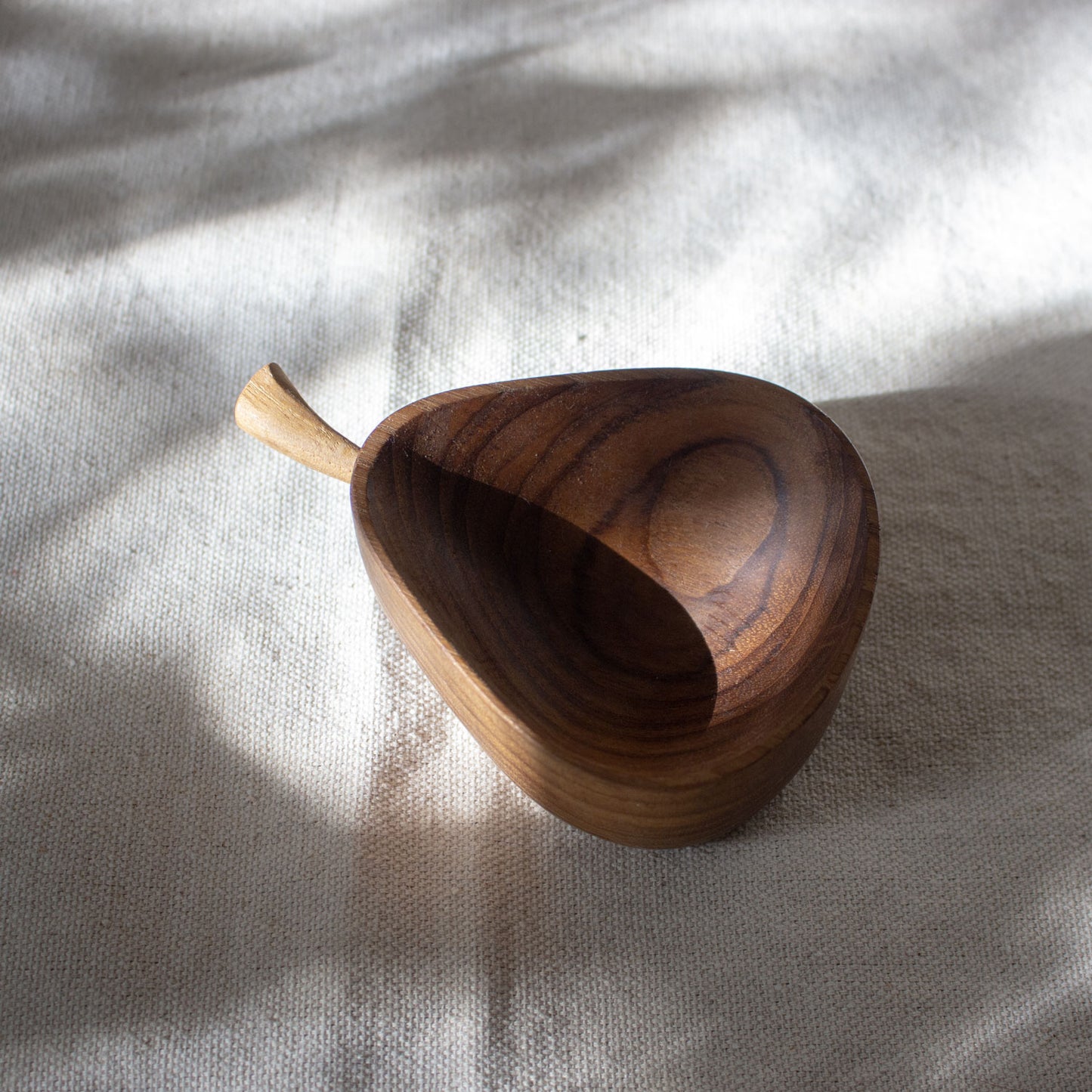 Medium Teak Wooden Pear Dish