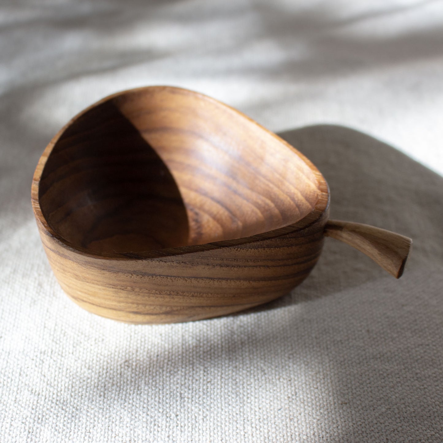 Medium Teak Wooden Pear Dish