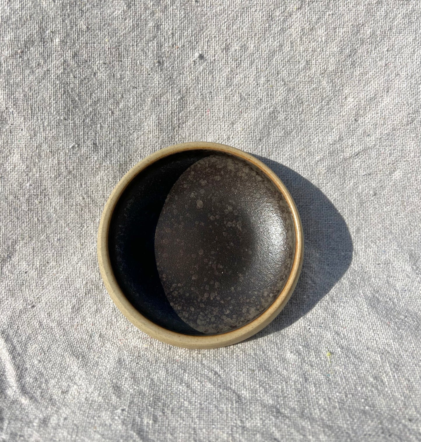 Neutral Ceramic Pinch Bowl