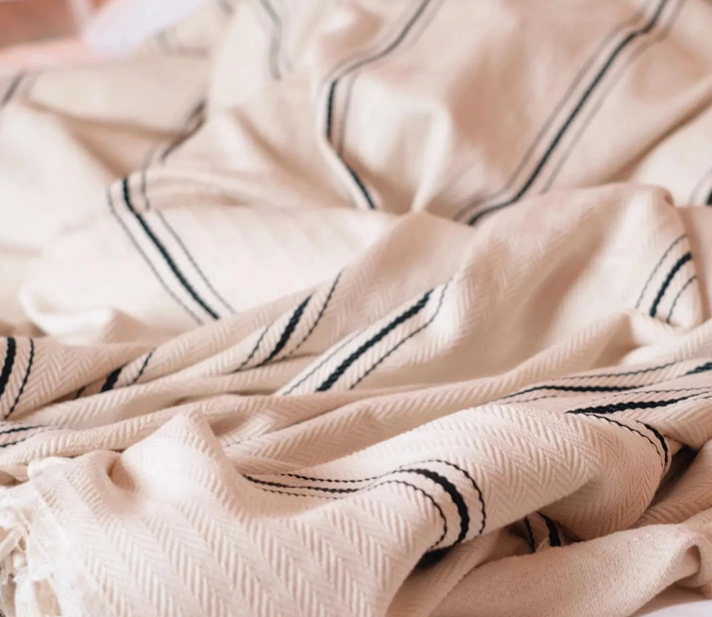 Stripe Woven Blanket - Queen